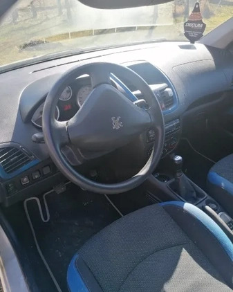 Peugeot 206 cena 9000 przebieg: 139000, rok produkcji 2011 z Pilzno małe 16